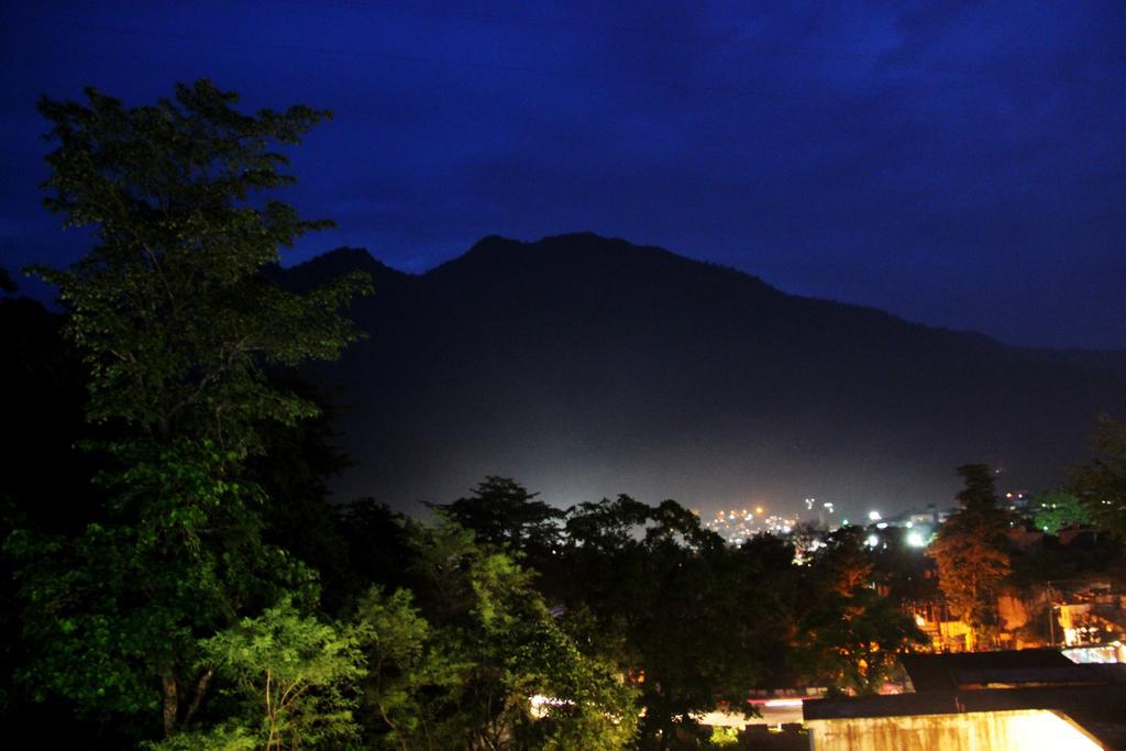 Rishikesh Sadan A Yoga & Spritual Retreat Otel Tapovan Dış mekan fotoğraf