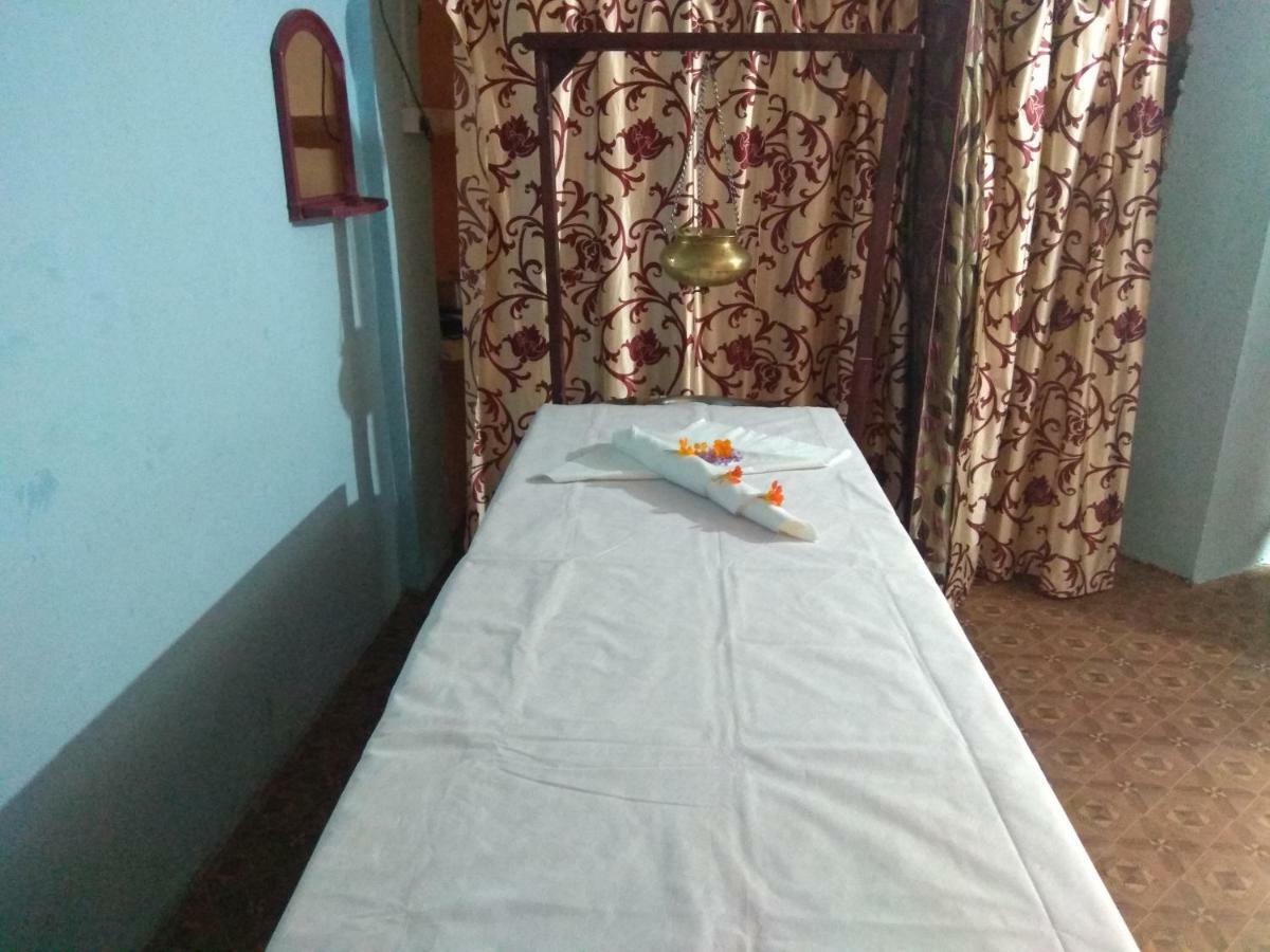 Rishikesh Sadan A Yoga & Spritual Retreat Otel Tapovan Dış mekan fotoğraf